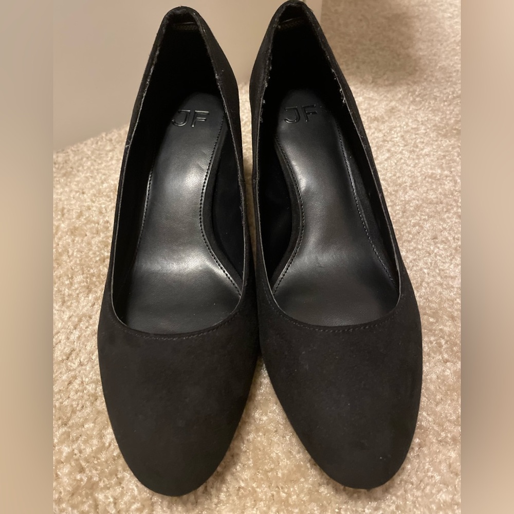 Black JustFab short heels unworn